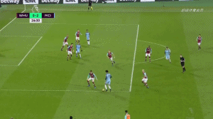 霍芬海姆vs奥格斯堡：曹法尔、奥利弗-鲍曼首发，法比安-里德、泽西格尔出战