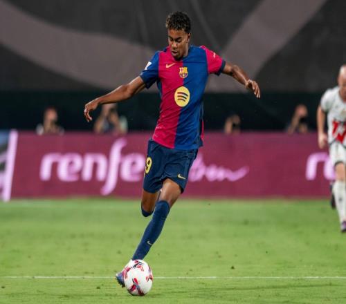 0-2！3-2！费内巴切女排夺冠瓦尔加斯MVP博斯科维奇24分难救主